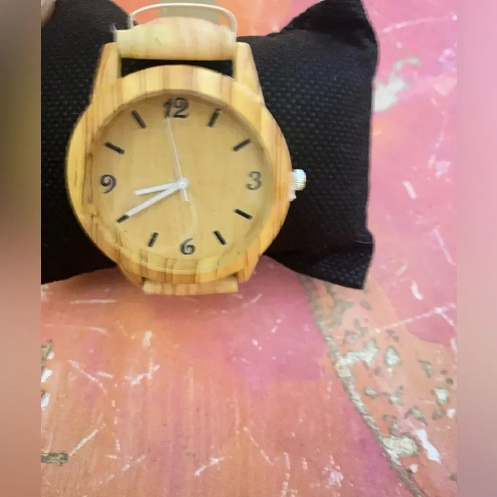 🛍️stainless steel Wood Wrist Watch For Women personalized Gift 🎁